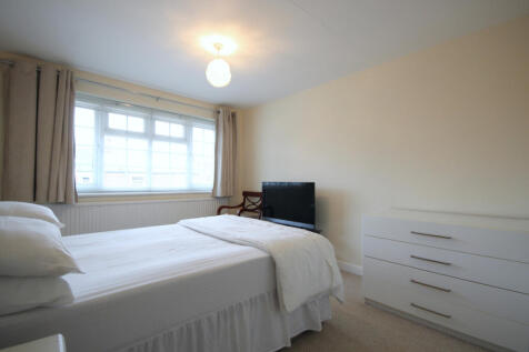 Main Bedroom 