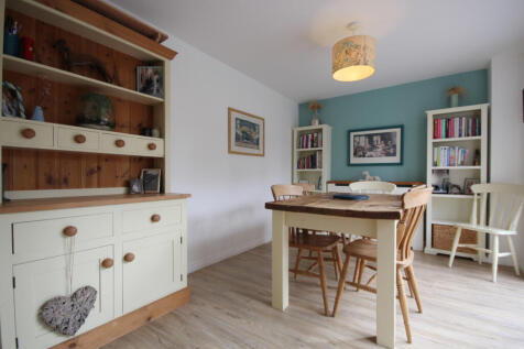 Kitchen/Living Room 