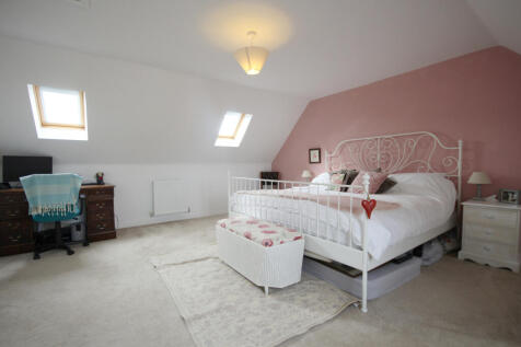 Main Bedroom 