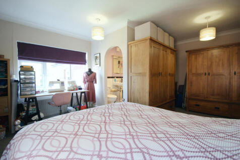 Main Bedroom 