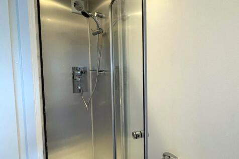 En Suite shower