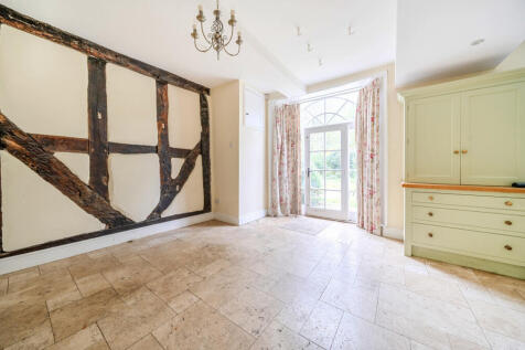 1365666-11-68e900...