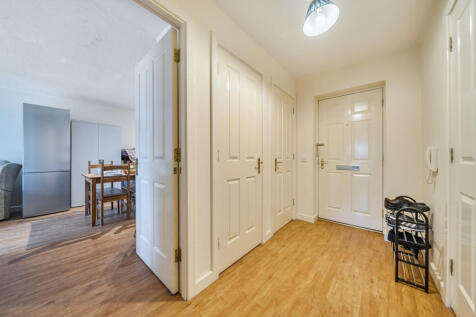 1371652-13-6904d1...