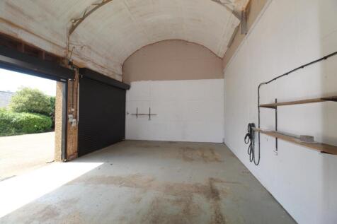 Garage.JPG