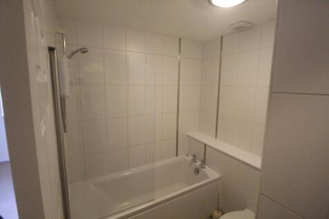 Bathroom.JPG