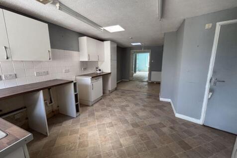 Kitchen (1)