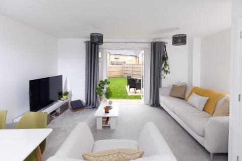 Sitting/Dining Room