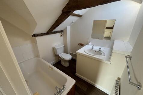 En Suite Bathroom