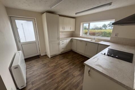 Kitchen Image 1 