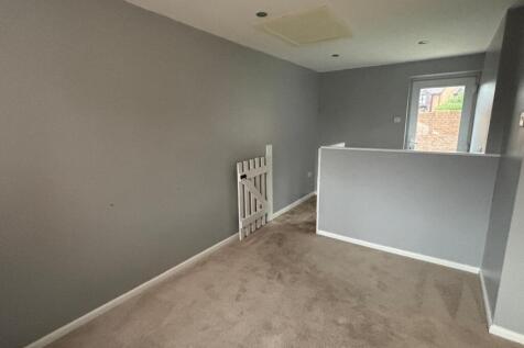 Family Room Image 2