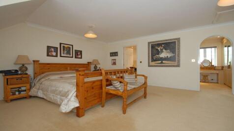 bedroom1resized.jpg