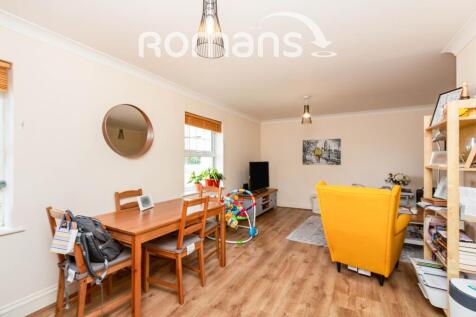 lounge 3 8 bromfield