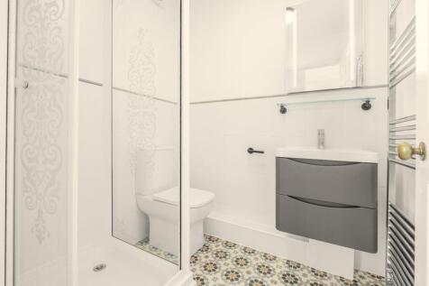 Ensuite Shower