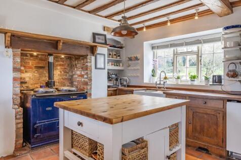 Kitchen Closer