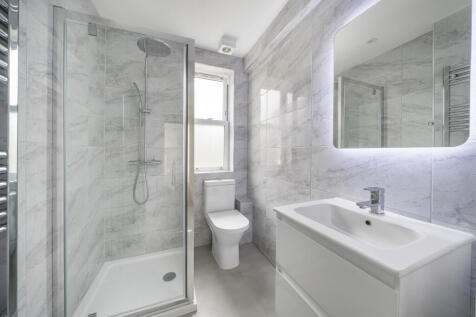 Ensuite Shower room