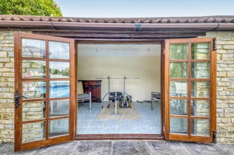 Property Image 38