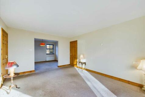 Lounge/ Dining room