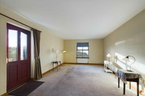 Smaller lounge