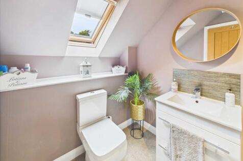 Master Bedroom en