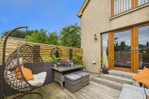 Front decked area