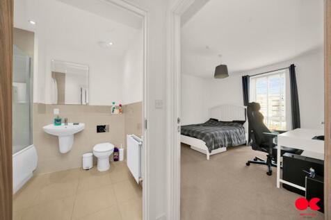 Photo 21-11-2025, 11 08 47 (1).jpg