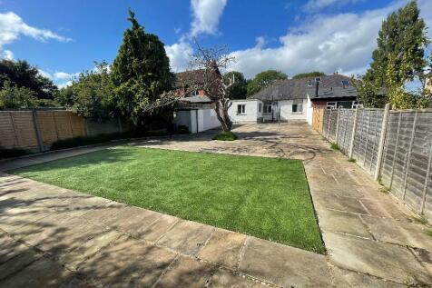 Enclosed Rear Garden