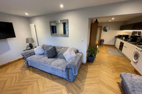 Rear Lounge
