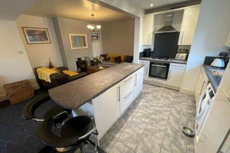 Open plan kitchen diner and living space