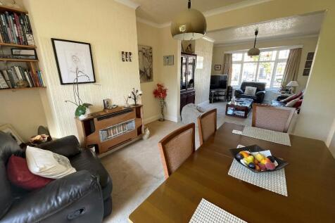 Dining through Lounge