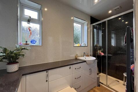 Shower Room/WC