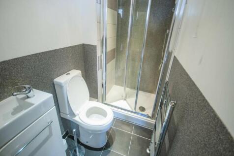 Room 5 en-suite
