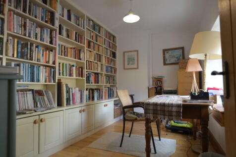 Bedroom 3/Office