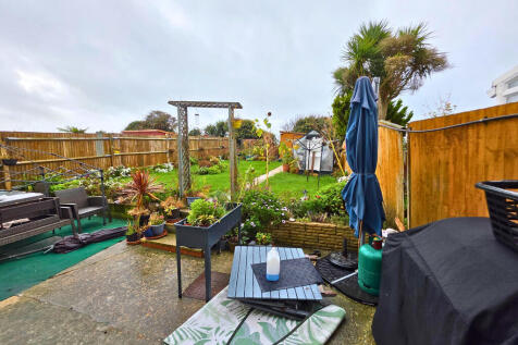 d27d4416-acc8-4d4...