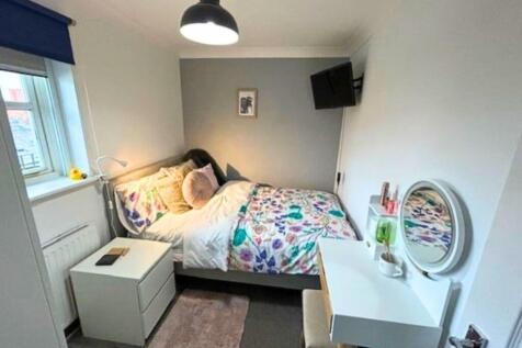 Screenshot 2025-1...