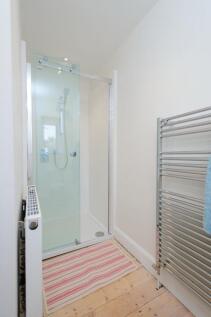 En suite shower room