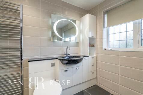 Master Ensuite
