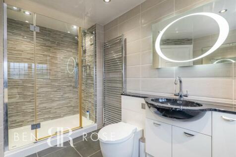 Master Ensuite