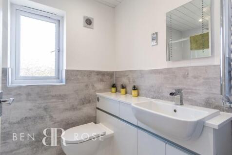 Master Ensuite