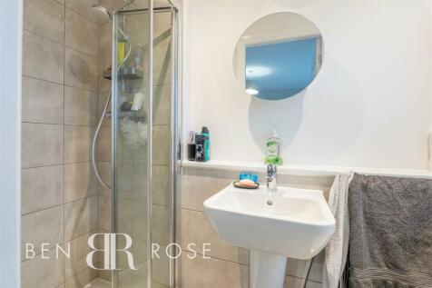 Master Ensuite