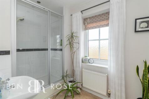 Master Ensuite