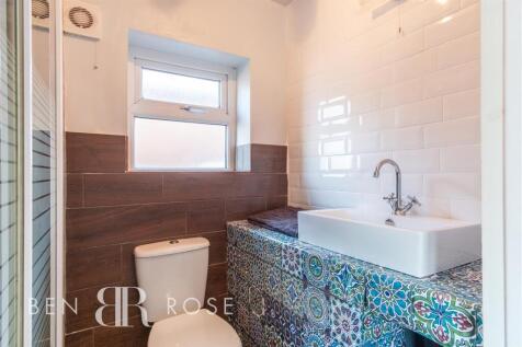 Master Ensuite