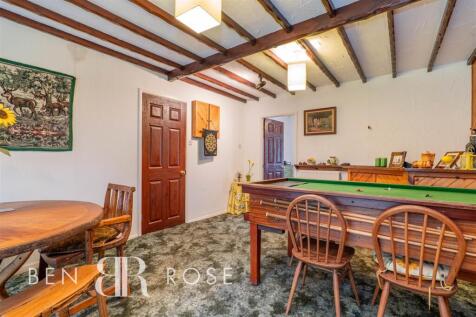 Games Room/Bar