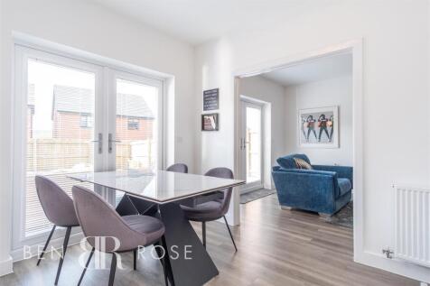 Diner/Family Room