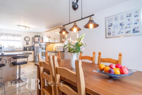 Dining Room/Kitchen