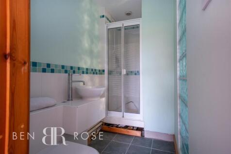 Master Ensuite