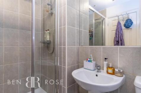 Master Ensuite
