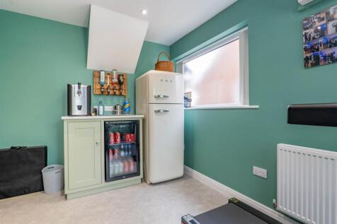 Gym/Bedroom