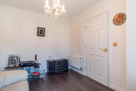 Sitting/Dining Room