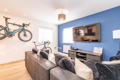 Lounge/Kitchen