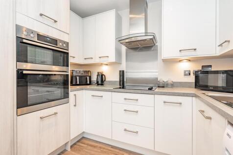 Lounge/Kitchen